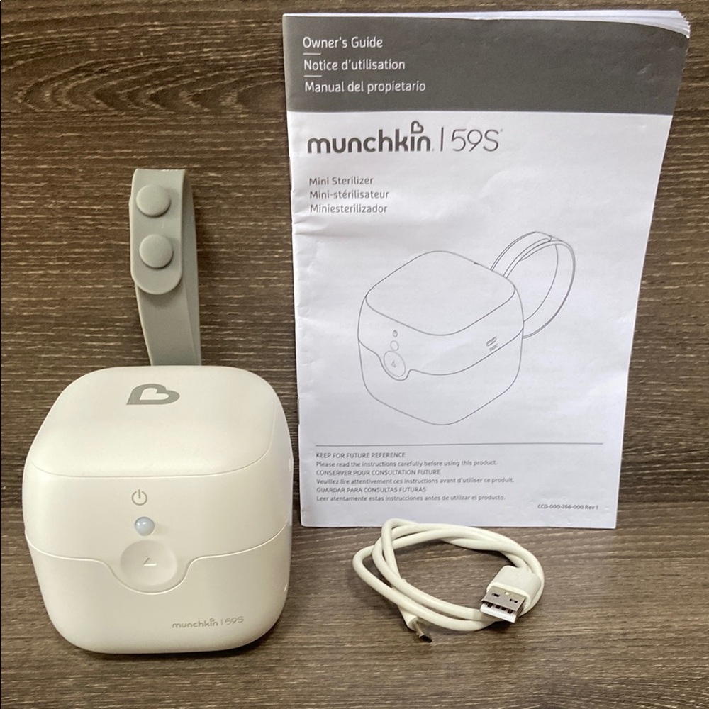 Munchkin 59S Mini Sterilizer Portable UV-C Baby Pacifier Bottle Nipple Sanitizer